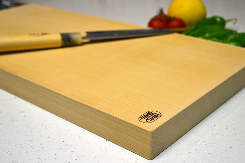 木製まな板の決定版！希少な本榧まな板【榧工房 かやの森】